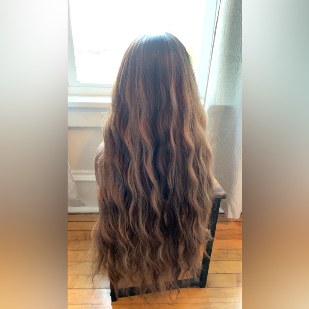Synthetic long wavy bang wig - Picture 4 of 5
